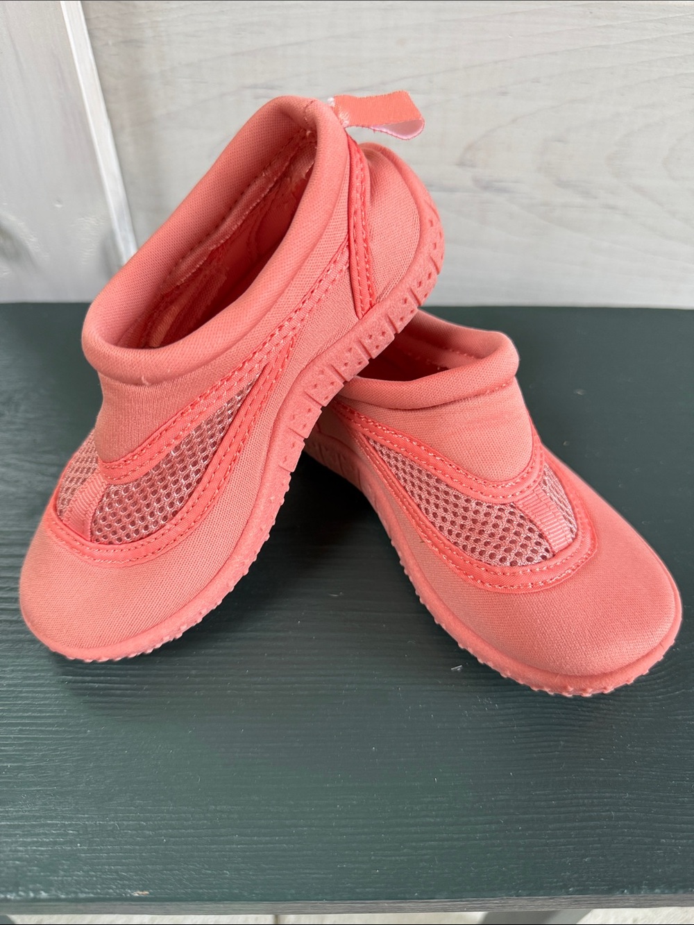 Green Sprouts Coral Kids Slip-On Water Shoes size 8 toddler